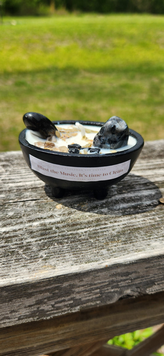 Blast the Music, its Time to Clean! Mini Cauldron