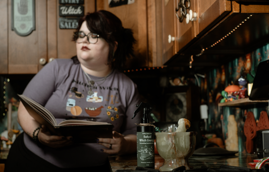 KITCHEN WITCH T-SHIRT