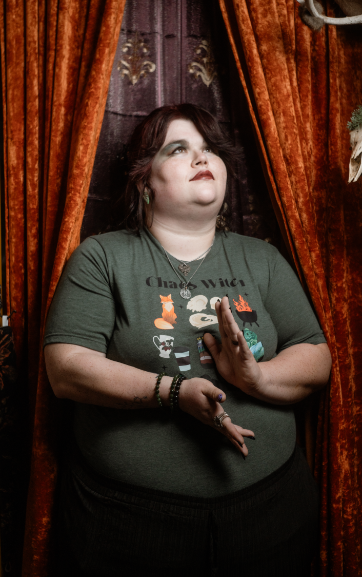 CHAOS WITCH T-SHIRT